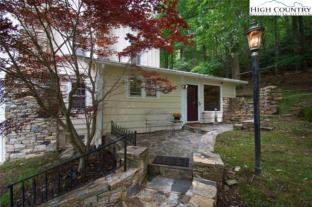 185 Sunset Drive Boone, NC 28607 - Photo 32 of 45 Gallery Image 32