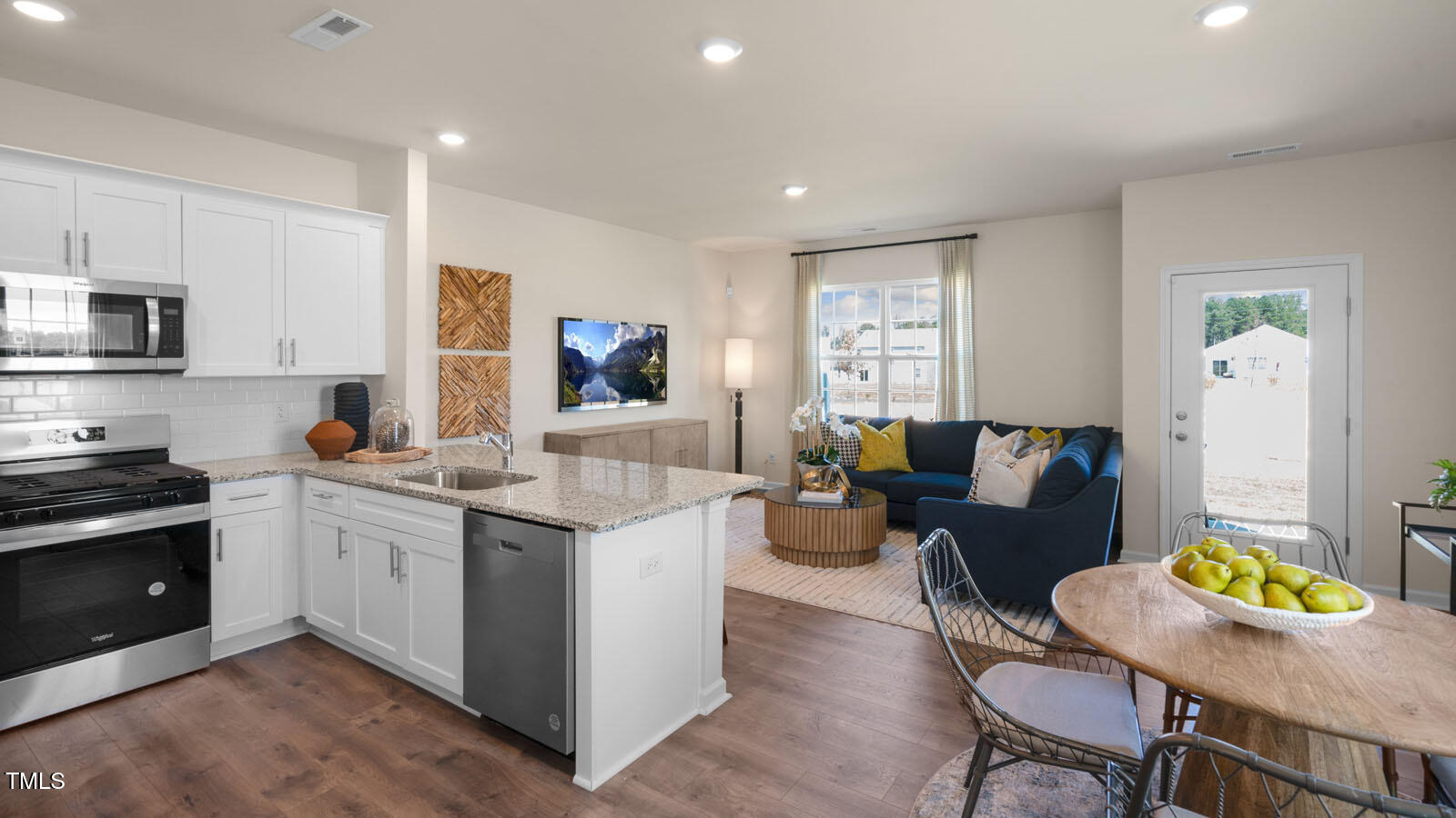 5237 Red Crimson Drive Willow Spring, NC 27592 - Photo 4 of 35 Kitchen