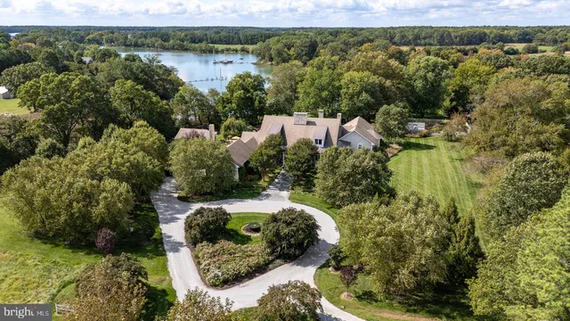 $7,500,000 | 7508 Cooper Point Road, Bozman, MD 21612