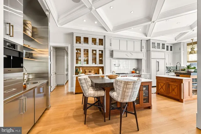 $7,500,000 | 7508 Cooper Point Road, Bozman, MD 21612