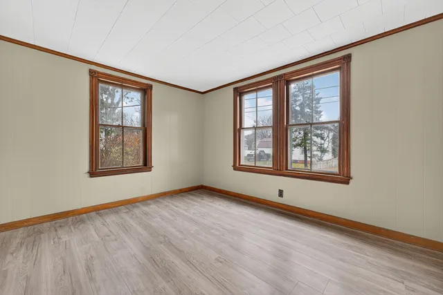 $99,900 | 35 Elmwood Avenue, Waterville, ME 04901