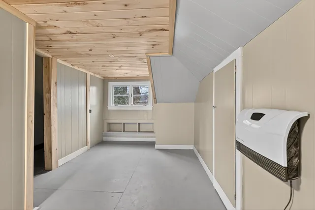 $99,900 | 35 Elmwood Avenue, Waterville, ME 04901