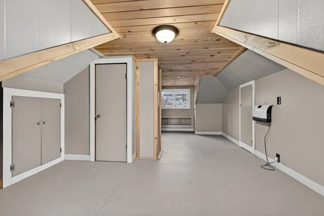 $99,900 | 35 Elmwood Avenue, Waterville, ME 04901