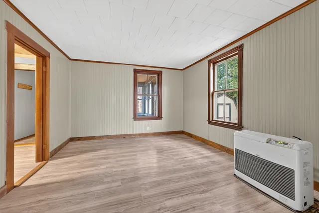 $99,900 | 35 Elmwood Avenue, Waterville, ME 04901