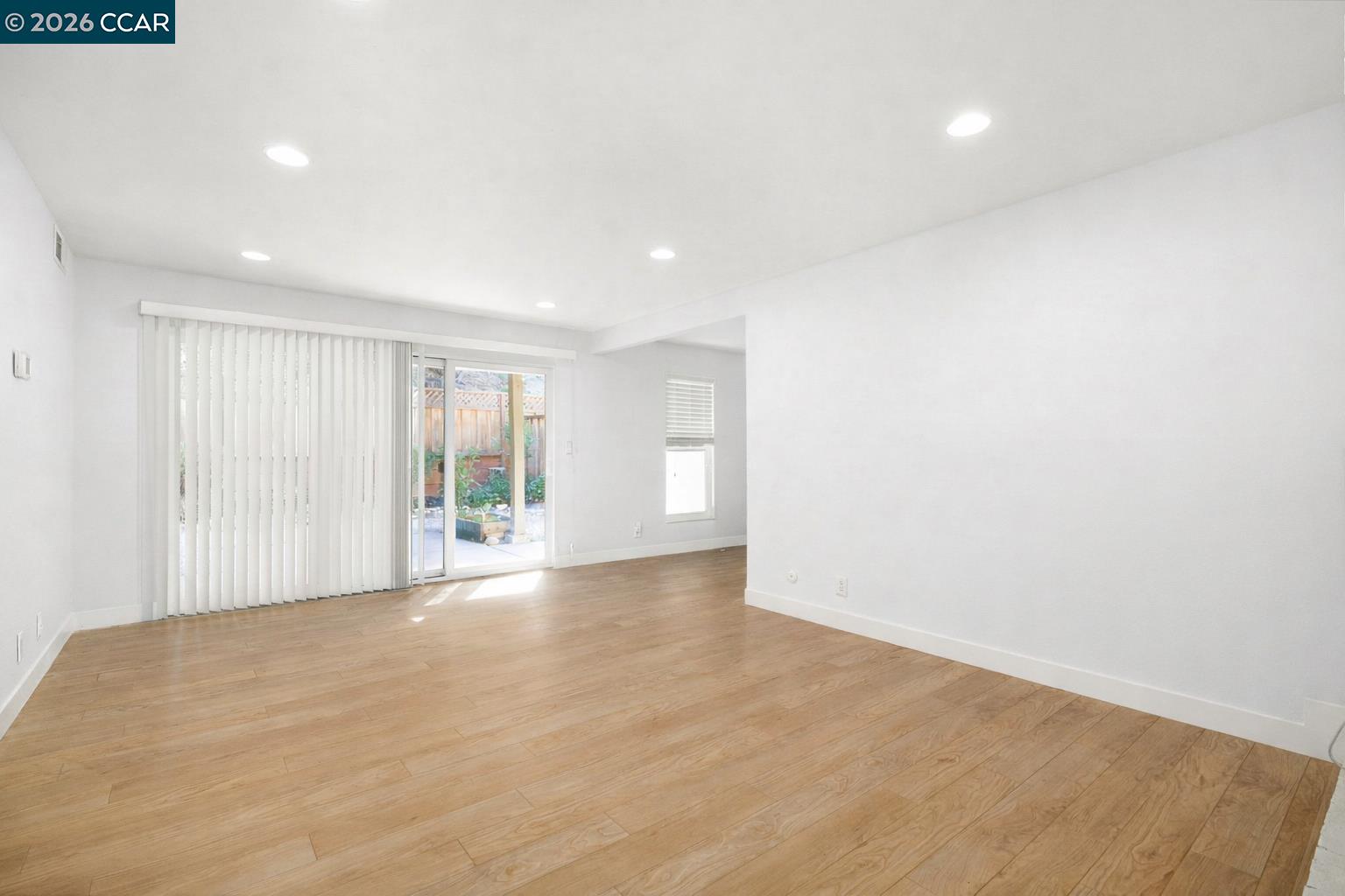 651 Moraga Road, Unit 13 Moraga, CA 94556 - Photo 4 of 27