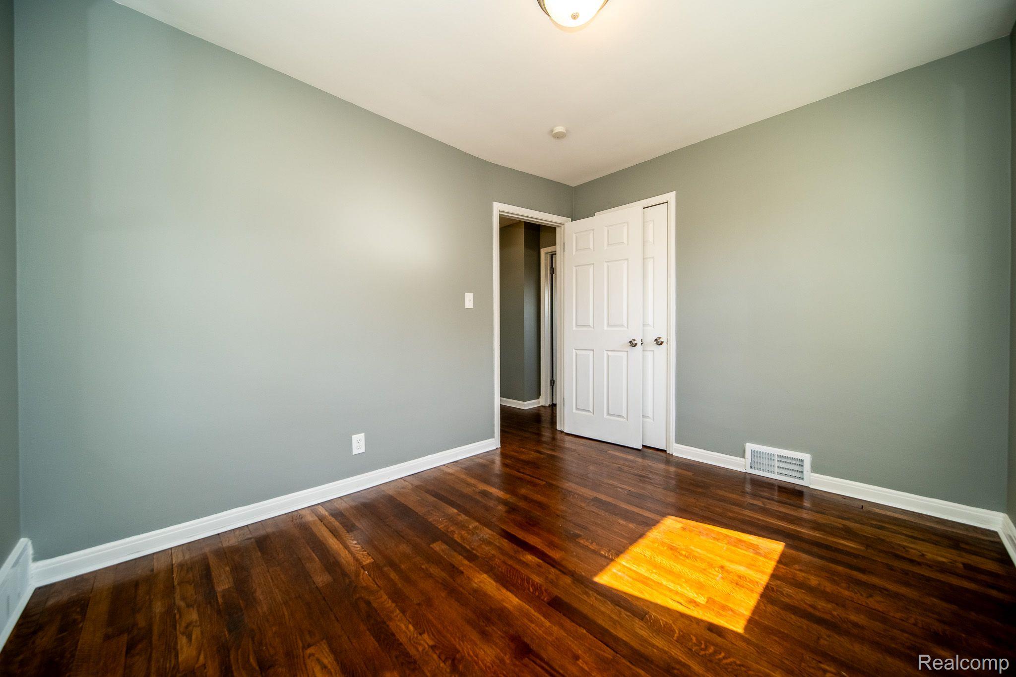 23781 Roxana Avenue Eastpointe, MI 48021 - Photo 42 of 61 Gallery Image 42