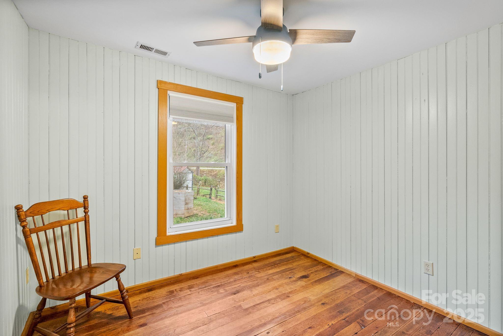 3115 Little Pine Road Marshall, NC 28753 - Photo 15 of 46