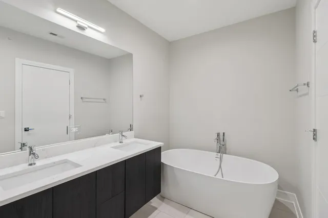 $2,049,900 | 1744 Walnut Circle, Northbrook, IL 60062