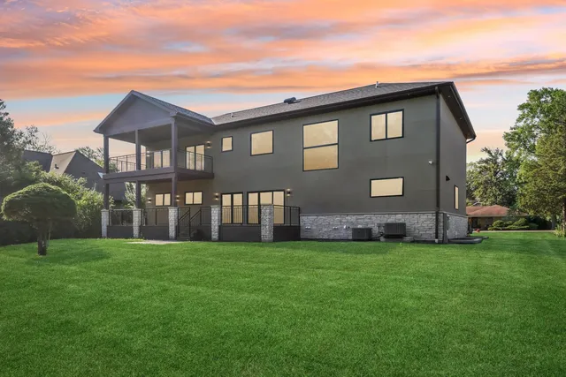 $2,049,900 | 1744 Walnut Circle, Northbrook, IL 60062