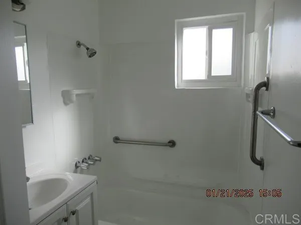 $1,800 | 580 Glover Avenue, Unit B, Chula Vista, CA 91910