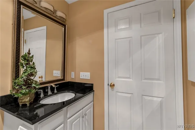 $539,900 | 8472 Chadway Court, Clarence, NY 14221