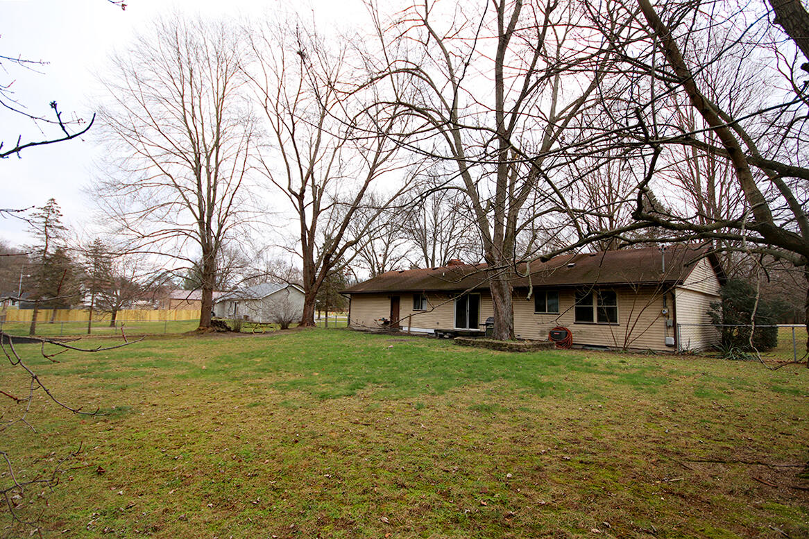 1421 Bell Road Niles, MI 49120 - Photo 28 of 31 IMG_1640