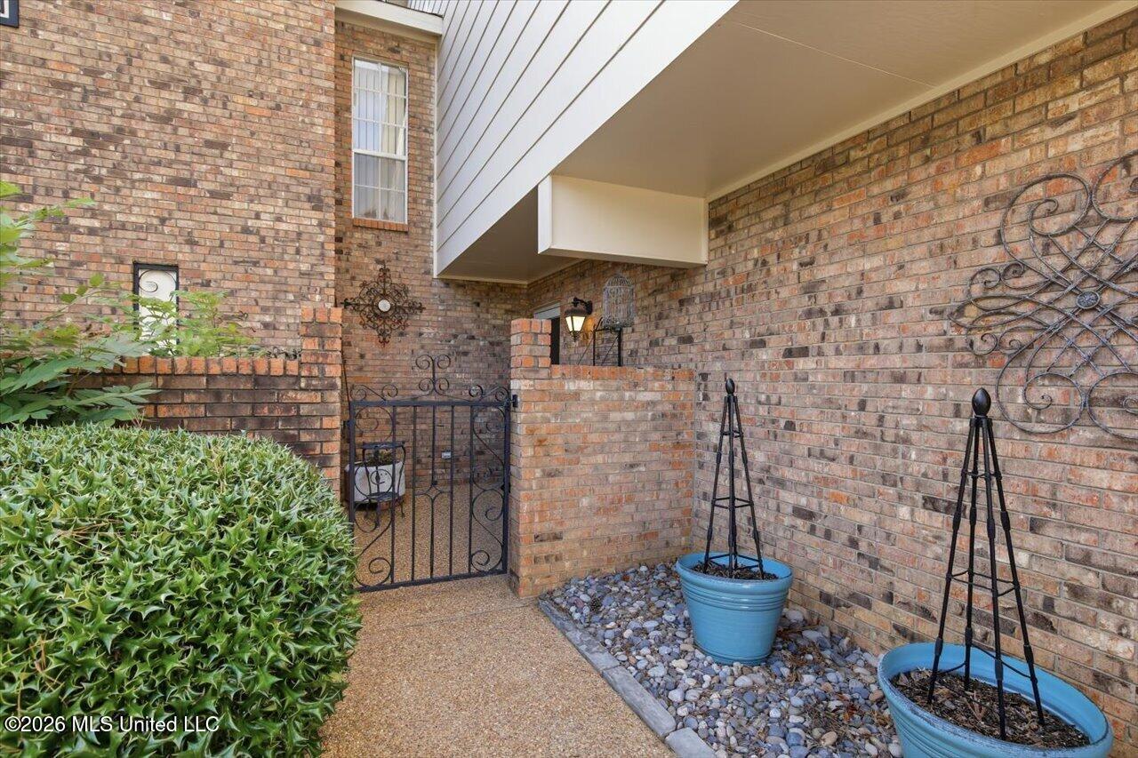48 Roundtree Circle Brandon, MS 39042 - Photo 5 of 42 05-48 Roundtree Circle _ Hometoursms.com