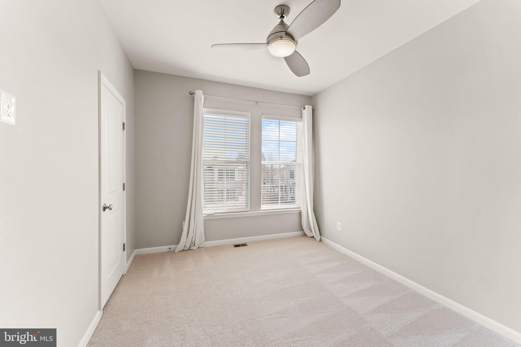 42295 Riggins Ridge Terrace Brambleton, VA 20148 - Photo 45 of 69 Secondary bedroom
