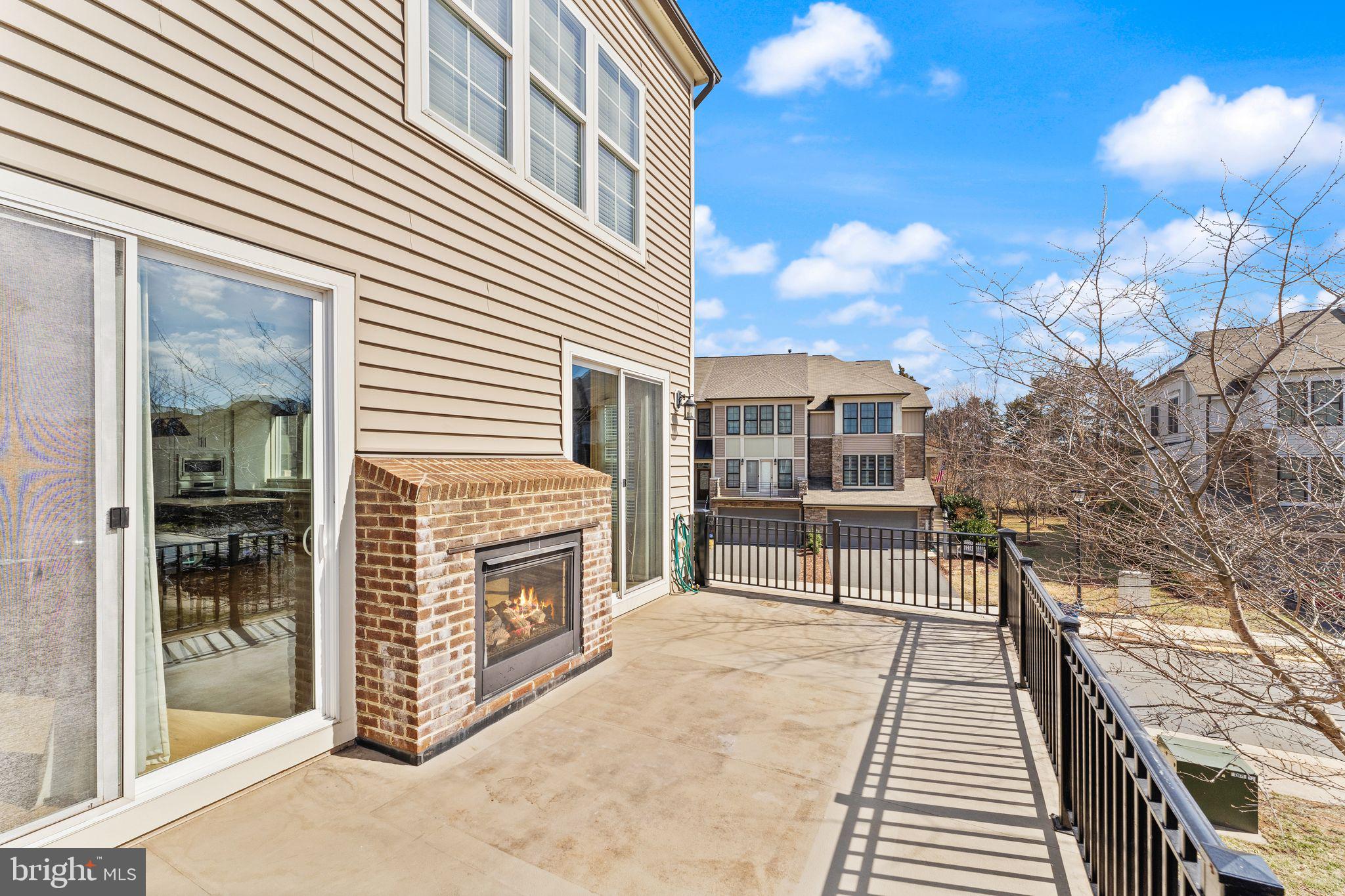 42295 Riggins Ridge Terrace Brambleton, VA 20148 - Photo 54 of 69 Large deck
