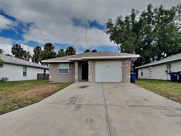 $2,079 | Undisclosed Address, Bradenton, FL 34208