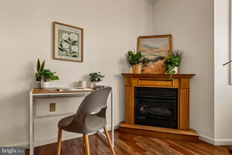 $289,000 | 128 South Street, Unit 3R, Philadelphia, PA 19147