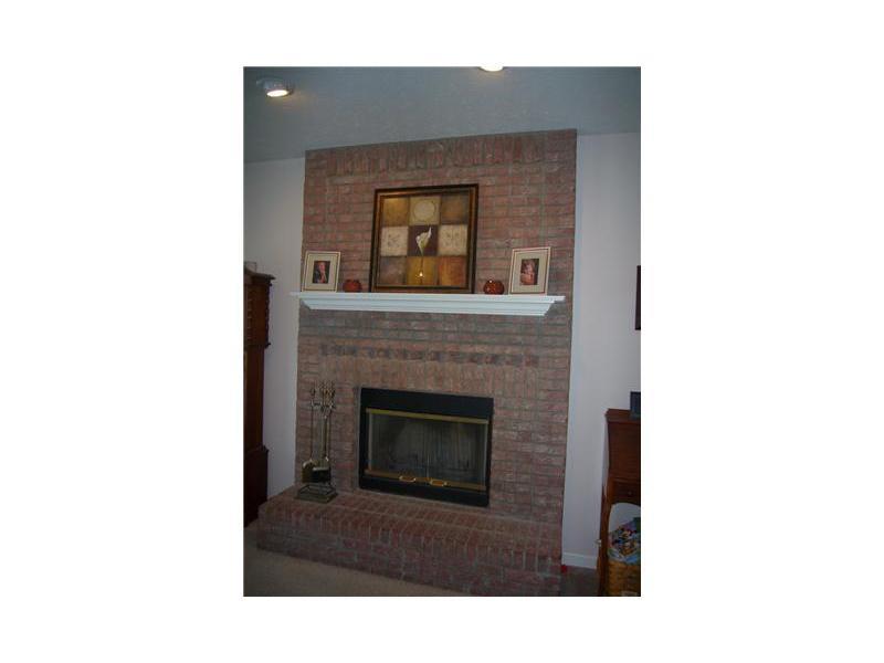 5607 Fair Ridge Place Indianapolis, IN 46221 - Photo 3 of 18