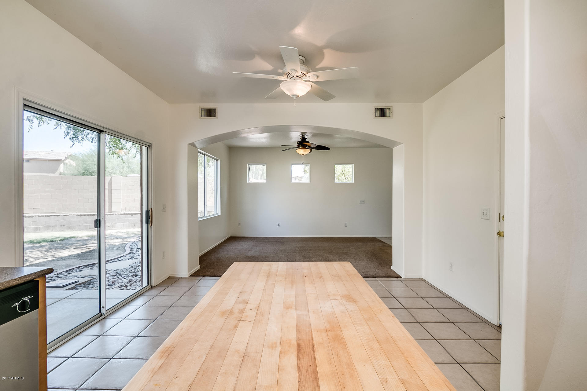 4102 West Carter Road Phoenix, AZ 85041 - Photo 7 of 36 Carter-005