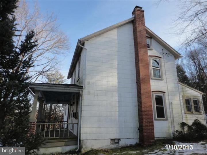7 Bitting Road Alburtis, PA 18011 - Photo 3 of 11 Exterior Side