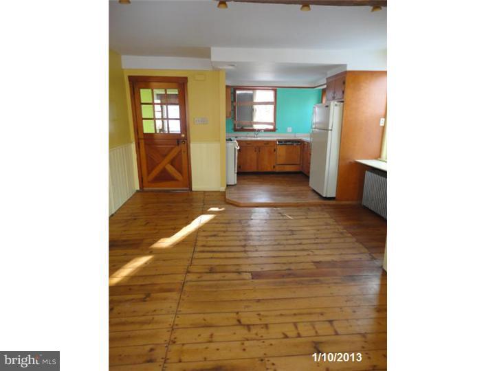 7 Bitting Road Alburtis, PA 18011 - Photo 5 of 11 Dining Room
