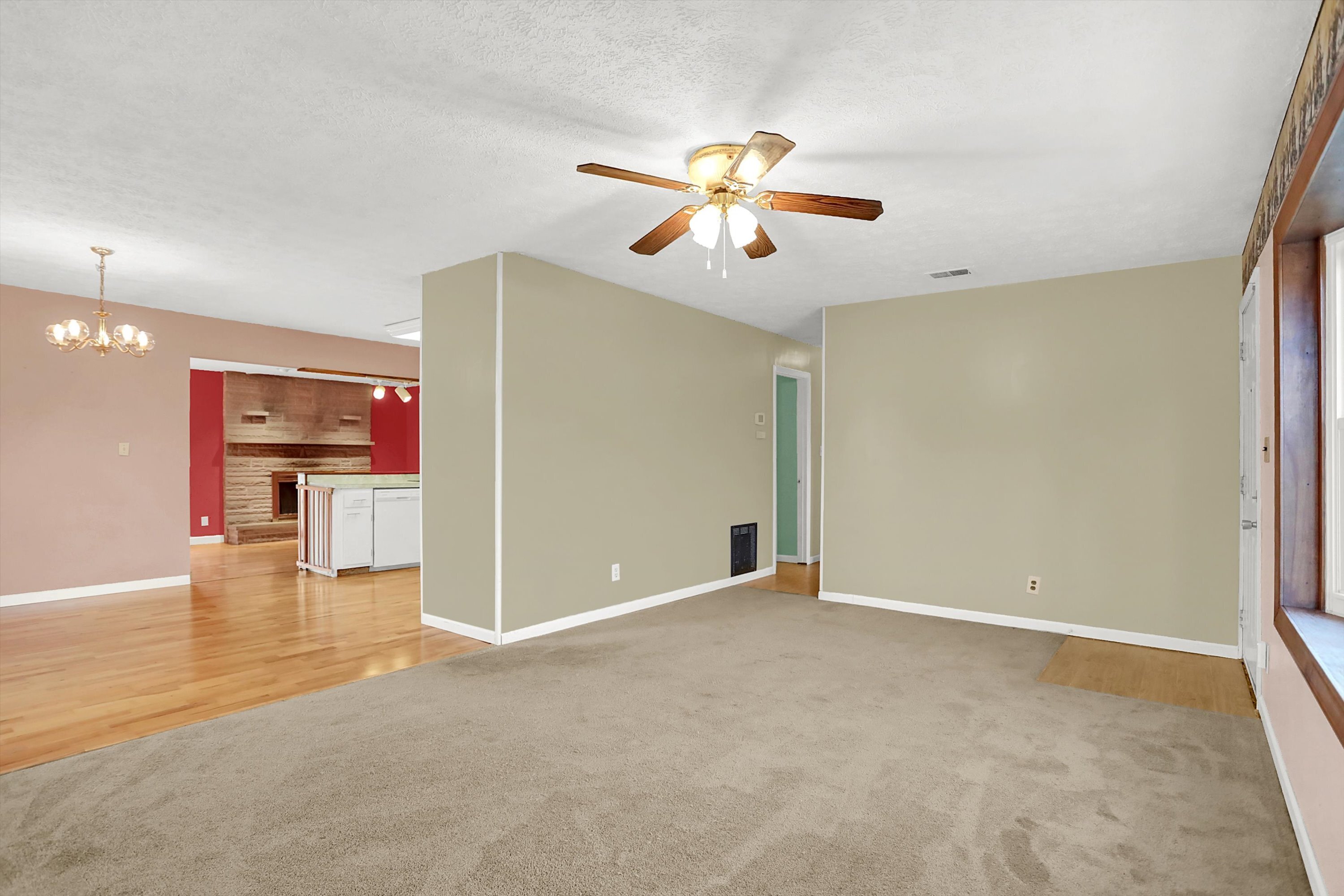 1581 Churchill Road Franklin, IN 46131 - Photo 7 of 42 Gallery Image 7