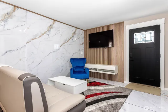 $775,000 | 8543 South 118th Street, Seattle, WA 98178