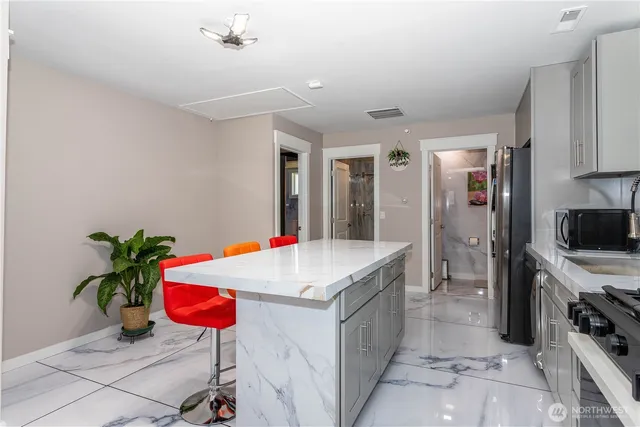 $775,000 | 8543 South 118th Street, Seattle, WA 98178