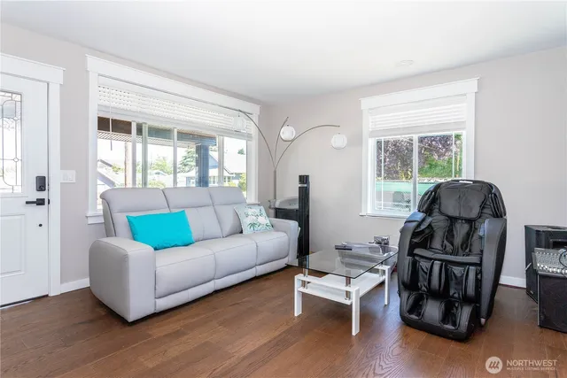 $775,000 | 8543 South 118th Street, Seattle, WA 98178