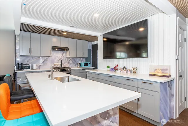 $775,000 | 8543 South 118th Street, Seattle, WA 98178