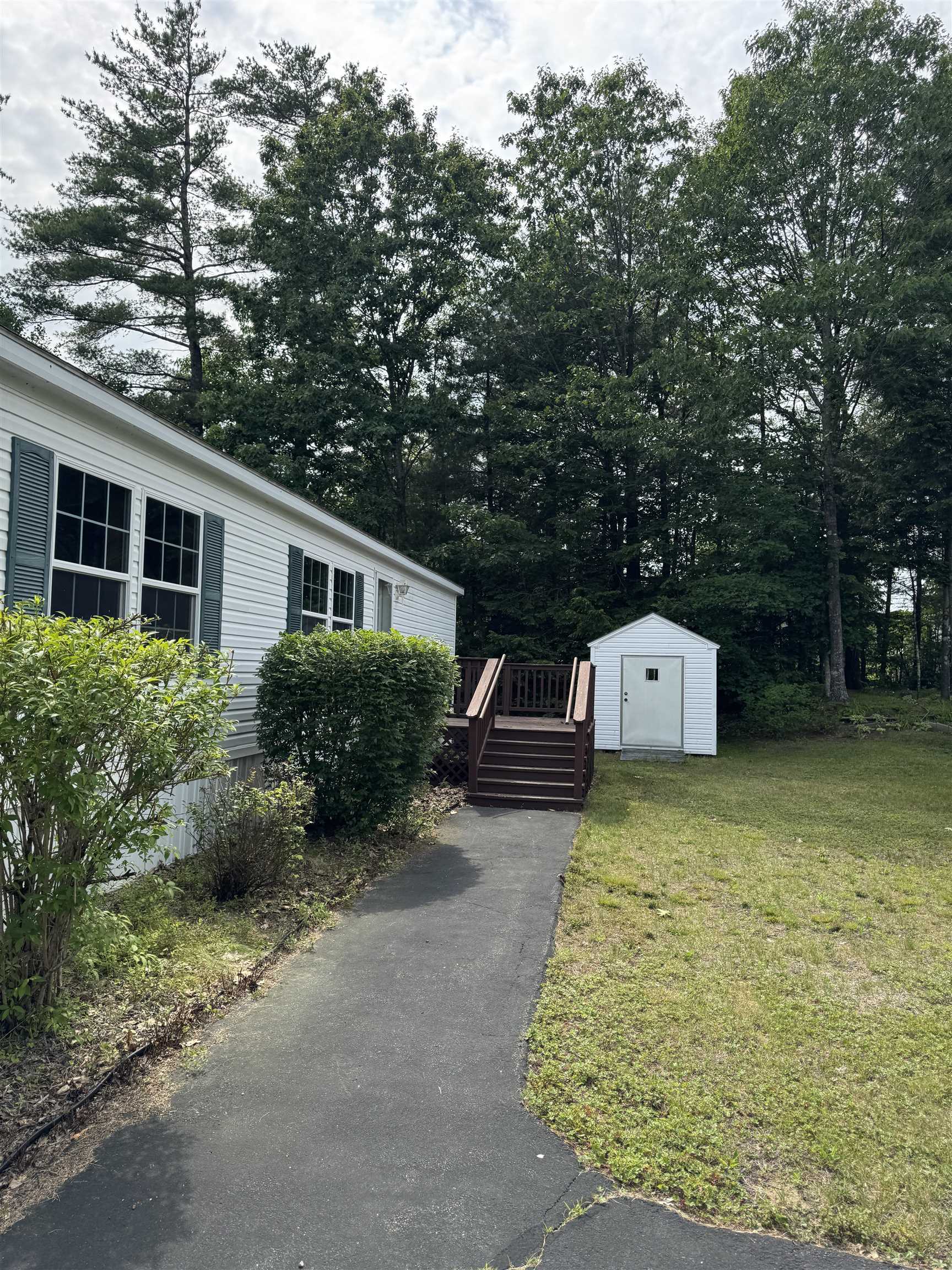 39 Temple Drive Rochester, NH 03868 - Photo 7 of 35