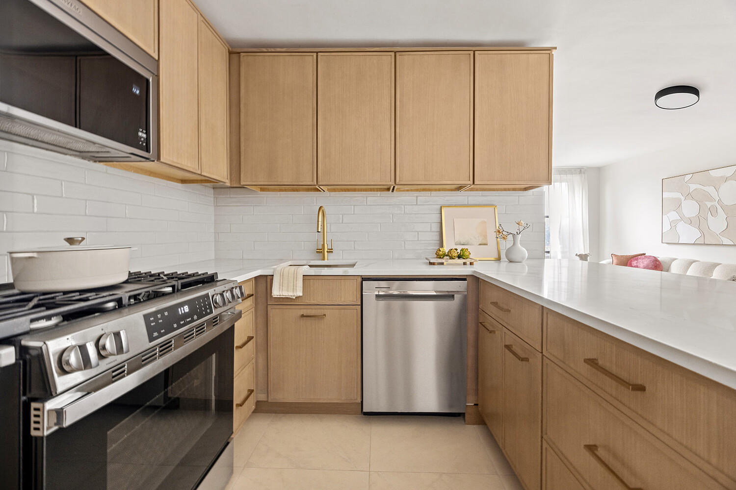 415 Beverley Road, Unit 6E Brooklyn, NY 11218 - Photo 7 of 15 Gallery Image 7