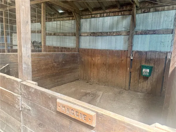 $565,000 | 634 Northwest Oo Highway, Odessa, MO 64076