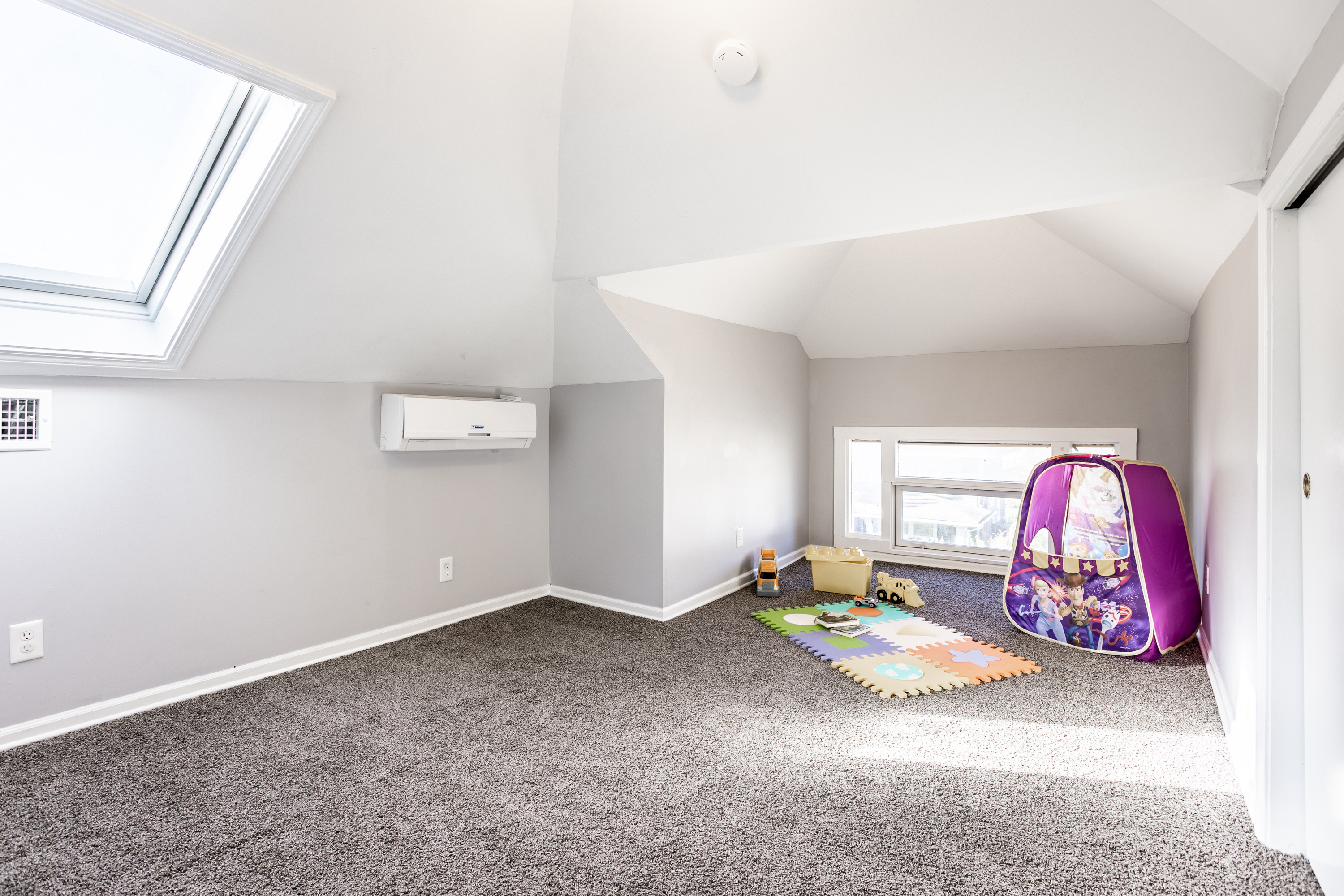 4049 Ruckle Street Indianapolis, IN 46205 - Photo 32 of 46 Gallery Image 32
