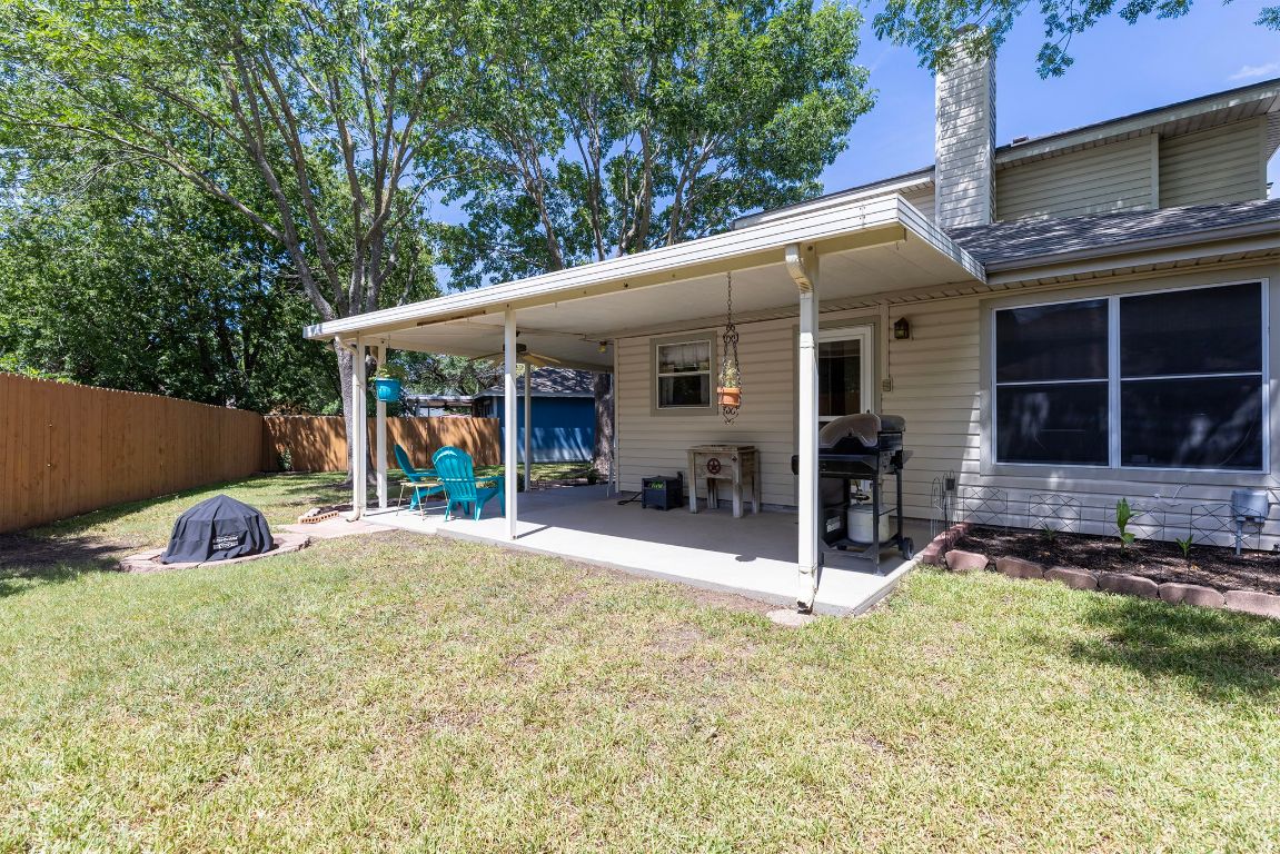 2158 Redwing Way Round Rock, TX 78664 - Photo 23 of 25 a view of a house with backyard and porch