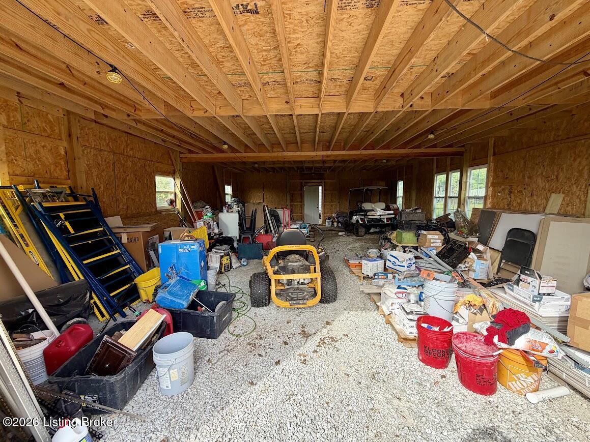 373 Ockerman Road Bloomfield, KY 40008 - Photo 25 of 35 Garage