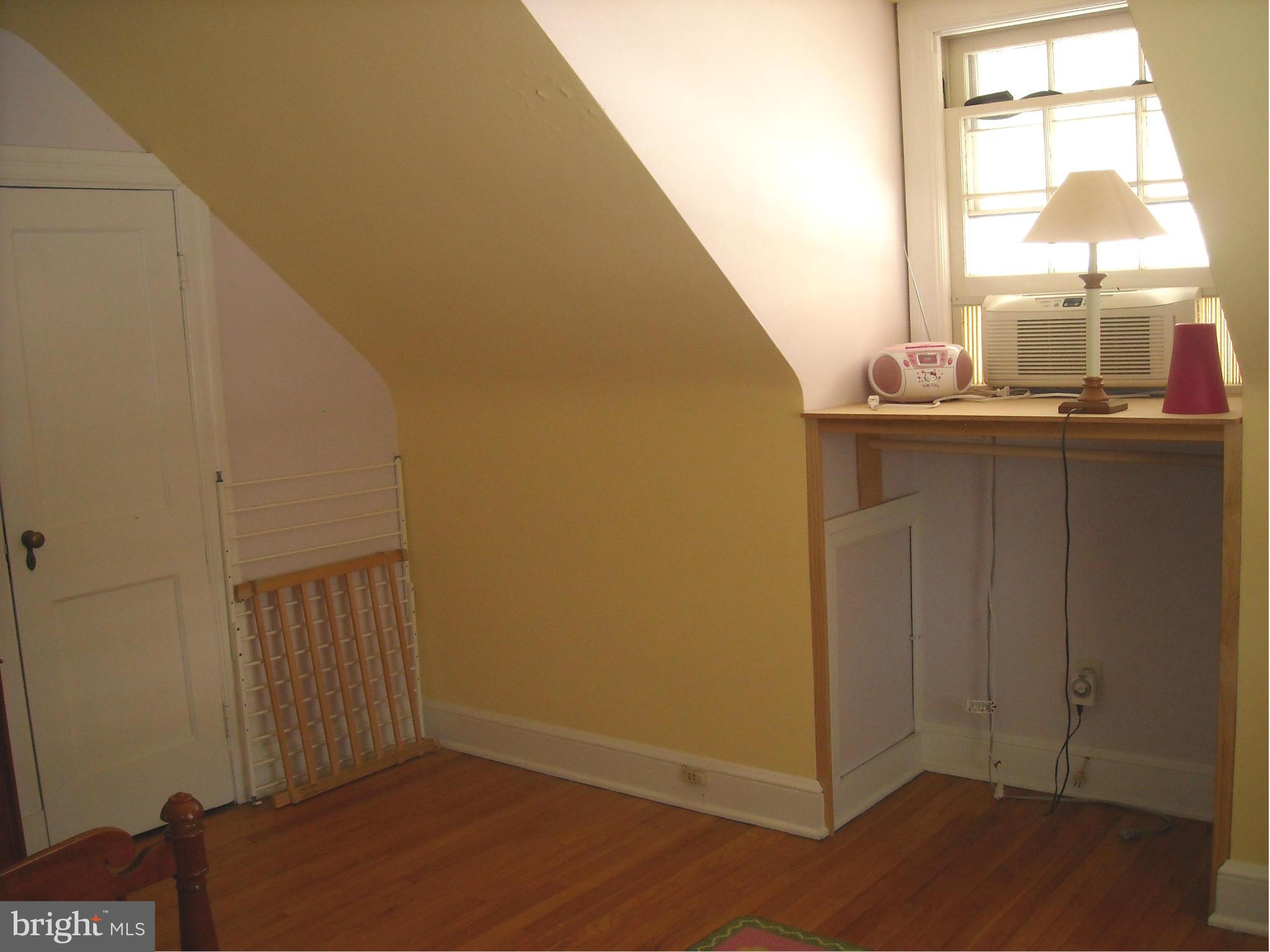 202 Greenwood Road Linthicum, MD 21090 - Photo 13 of 21 Bedroom 2