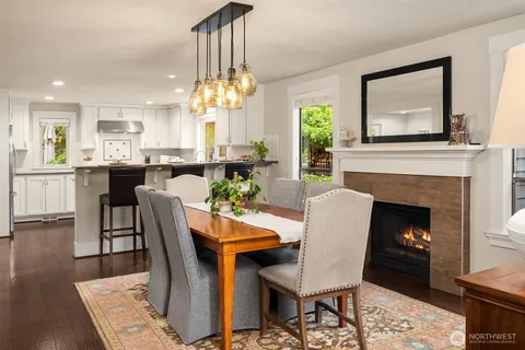 $1,729,000 | 1617 216th Avenue Northeast, Sammamish, WA 98074
