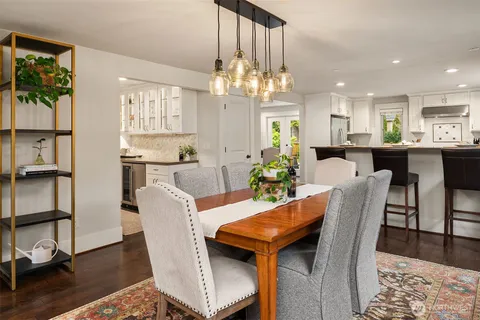$1,729,000 | 1617 216th Avenue Northeast, Sammamish, WA 98074