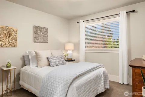 $1,729,000 | 1617 216th Avenue Northeast, Sammamish, WA 98074
