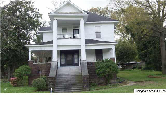 1451 Pike Road Birmingham, AL 35218 - Photo 1 of 5
