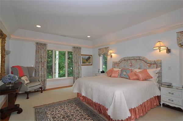 10 Whittier Road Wellesley, MA 02481 - Photo 16 of 30