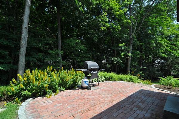 10 Whittier Road Wellesley, MA 02481 - Photo 29 of 30
