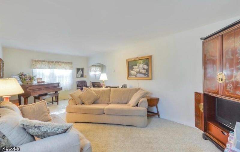 899 Green Pond Road Rockaway, NJ 07866 - Photo 10 of 18