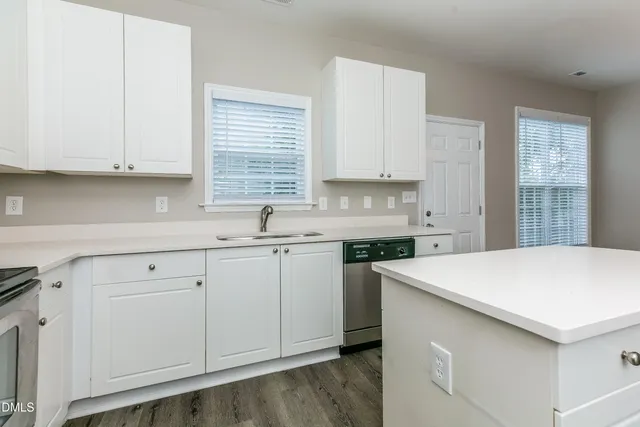 $1,845 | 113 Houston Lane, Clayton, NC 27527