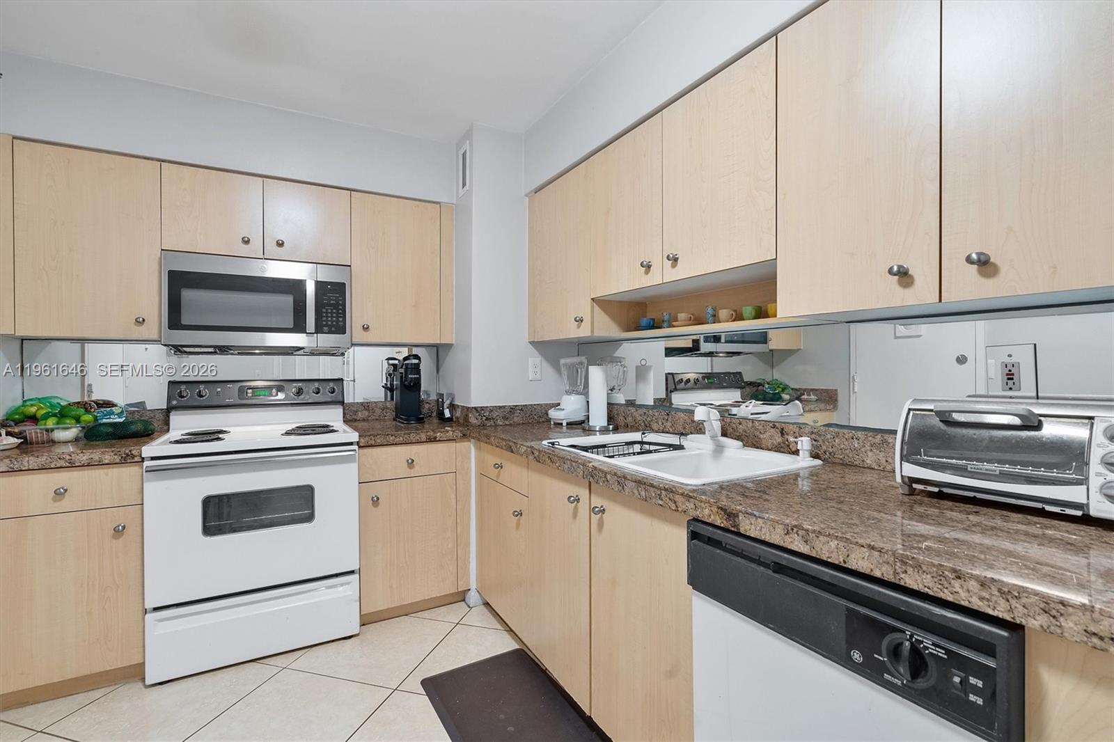 9195 Collins Avenue, Unit 309 Surfside, FL 33154 - Photo 11 of 19