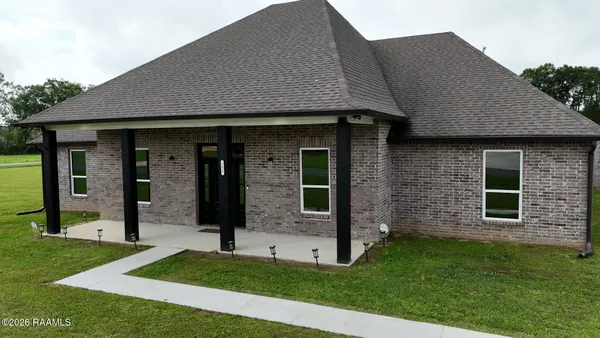 $450,000 | 296 Petite Rue De Landon, Opelousas, LA 70570