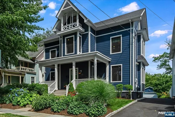 $1,900,000 | 27 Montclair Avenue, Montclair, NJ 07042