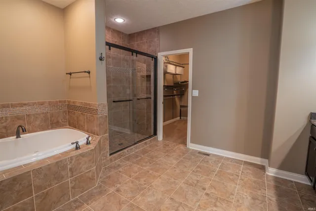 $899,900 | 3507 Wakefield Drive, West Lafayette, IN 47906