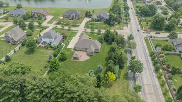 $899,900 | 3507 Wakefield Drive, West Lafayette, IN 47906